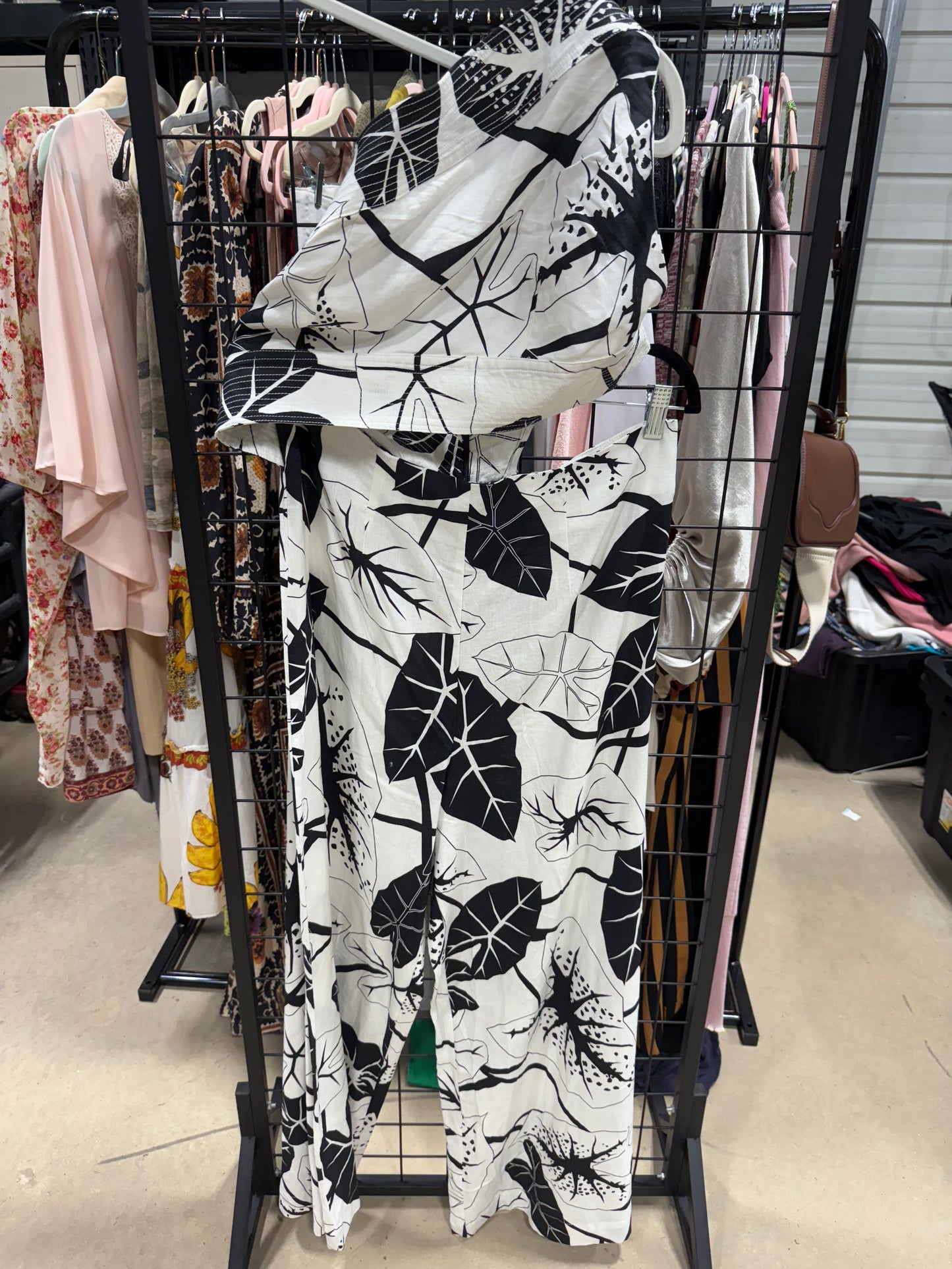 FARM Rio Graphic Leaves Jumpsuit – Off-White, Linen Blend Sz L