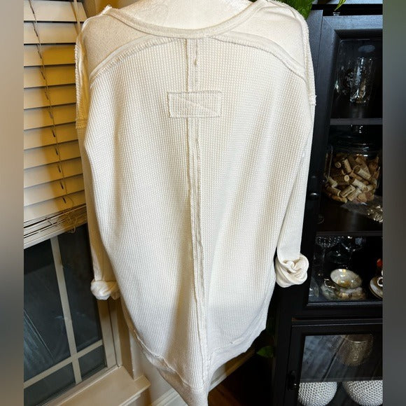 White Waffle Knit Long Sleeve Top Sz M