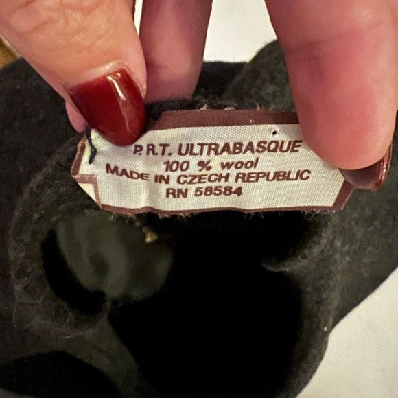 VTG P.R.T. Ultrabasque 100% Wool Beret Basque Hat RN 58584 De Luxe Grey