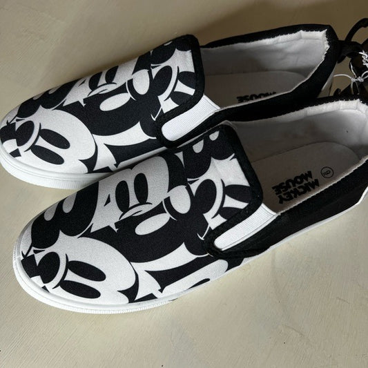 Disney Mickey Mouse Slip On 1928 Star Black White Sneakers Mens Size 9 BRAND NEW